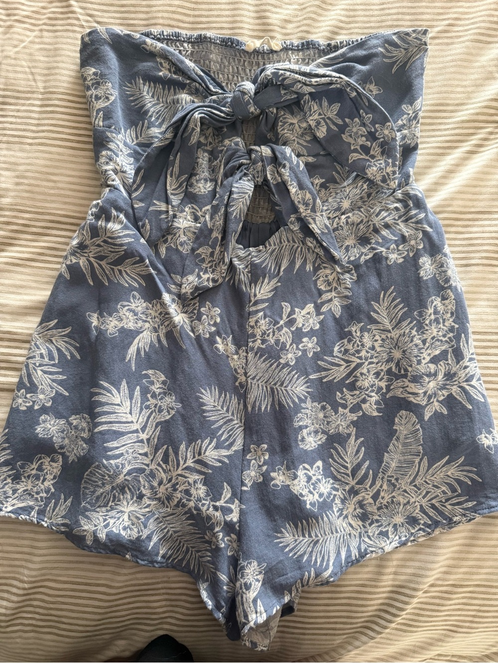 Women's Blue Floral Strapless Romper - ILLA ILLA med